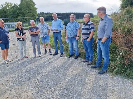SPD-Mitglieder aus dem Landkreis Rottweil informierten sich über die Biogasanlage der Firma BRS in Deißlingen.
