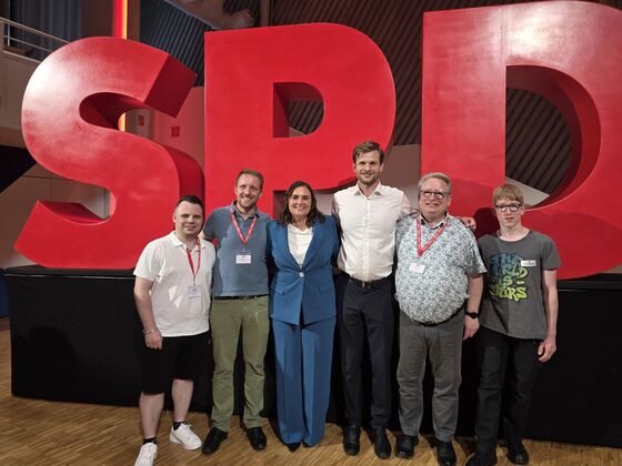 Die Delegation des SPD-Kreisverbands Rottweil mit Isabel Cademartori und Robin Mesarosch.