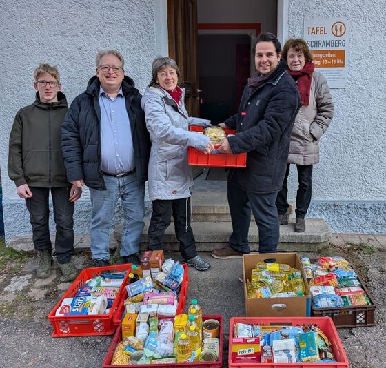 Vormittags wurde gesammelt und am Nachmittag wurden die Lebensmittel an die Tafel in Schramberg übergeben.