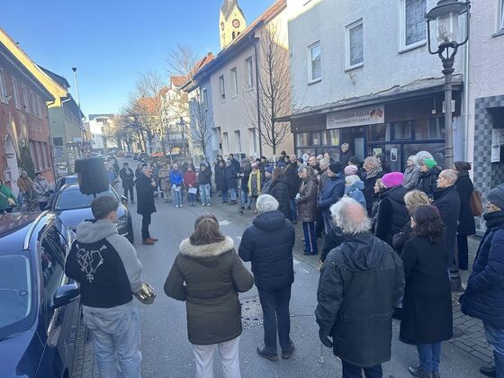 Stolpersteinverlegung in der Gartenstraße